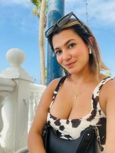 613460700: Chica busca chico en León