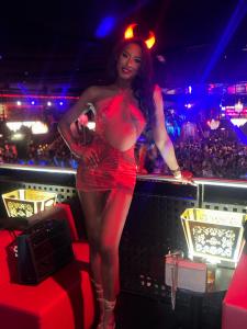 674811282: Travesti en Alicante