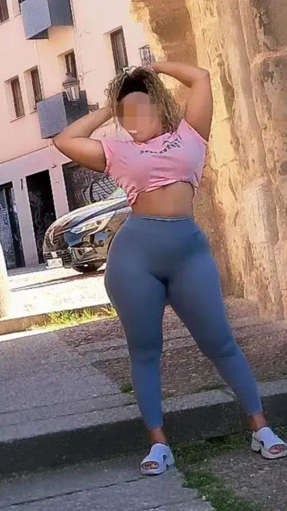 603109286: Chica busca chico en Pontevedra