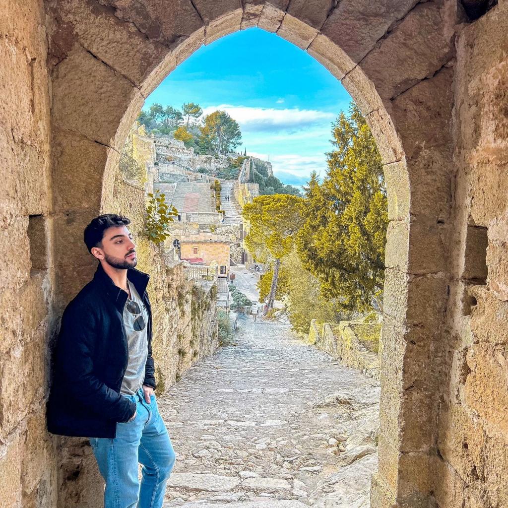 637705099: Chico busca chica en Guipúzcoa