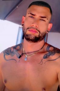 604169691: Chico busca chica en Madrid