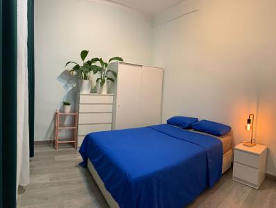 663998865:  en Barcelona