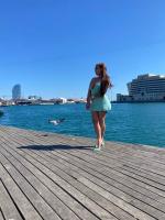 627654530: Chica busca chico en Barcelona