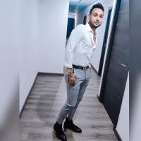 627654530: Chico busca chica en Gerona