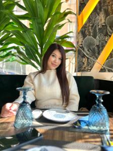 614175719: Chica busca chico en Sevilla