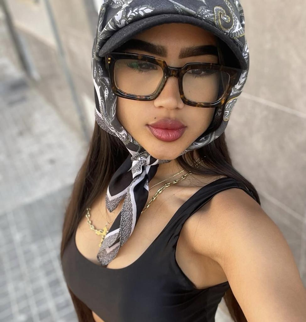 623114130: Chica busca chico en Madrid