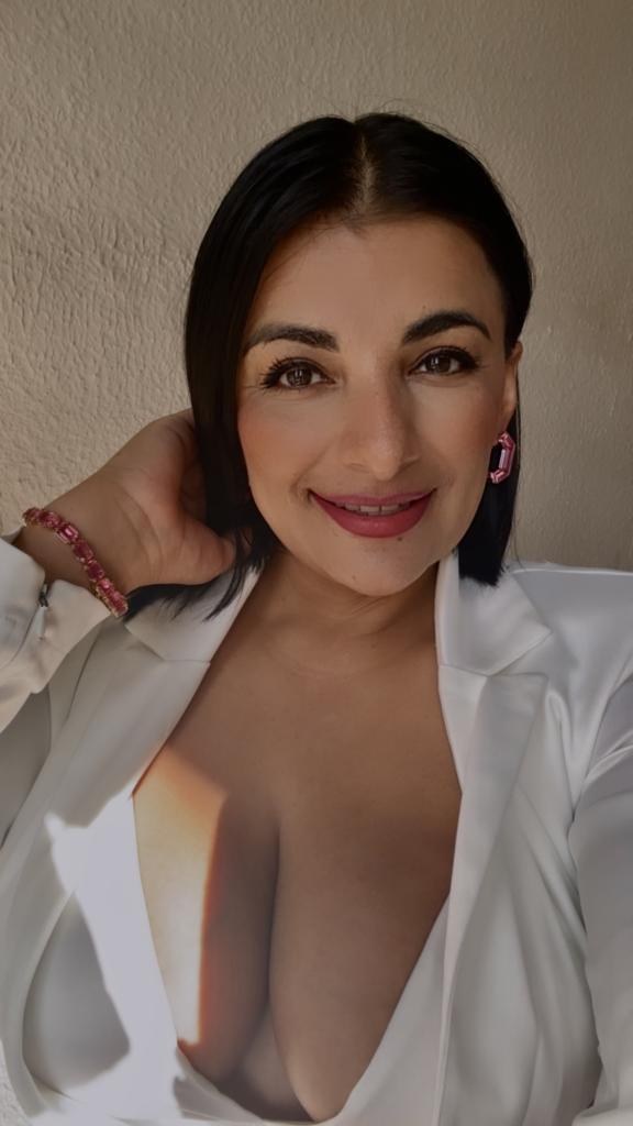 Chica busca chico en Almería: 