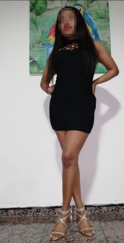 637795484: Chica busca chico en Málaga