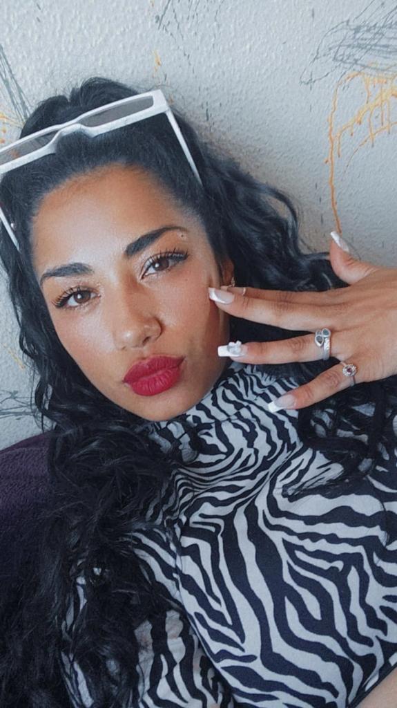 611316284: Chica busca chico en Asturias