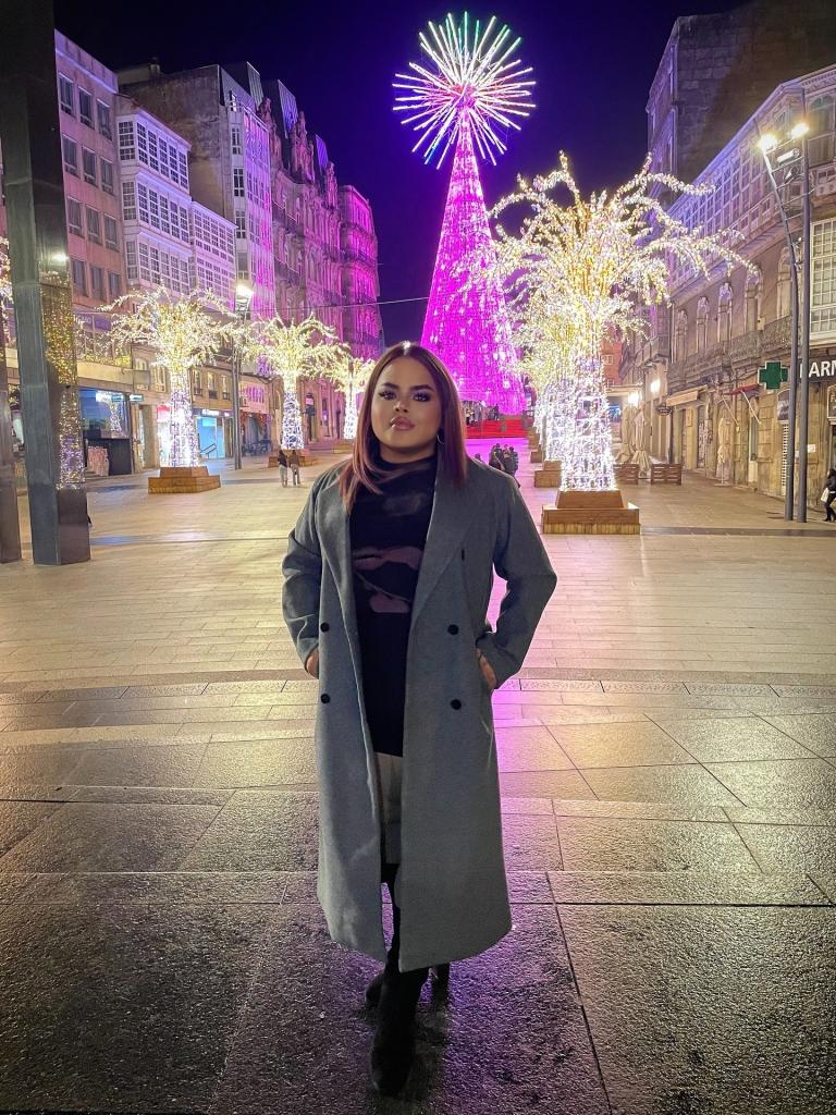 646358158: Travesti en La Coruña