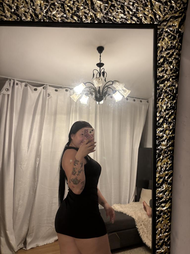 Chica busca chico en Huelva: 