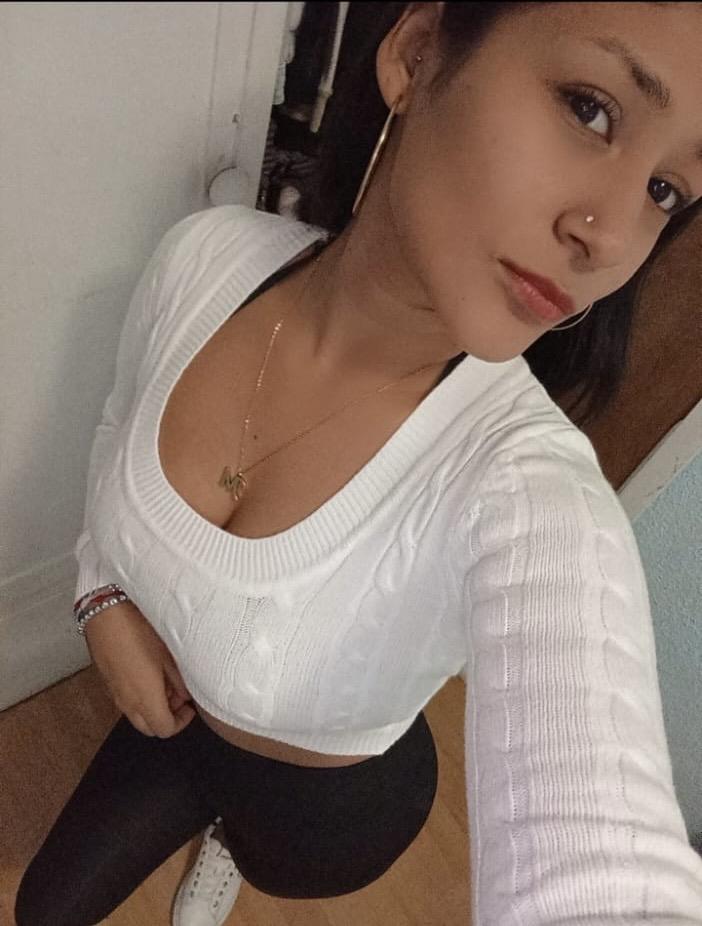 Chica busca chico en Almería: 