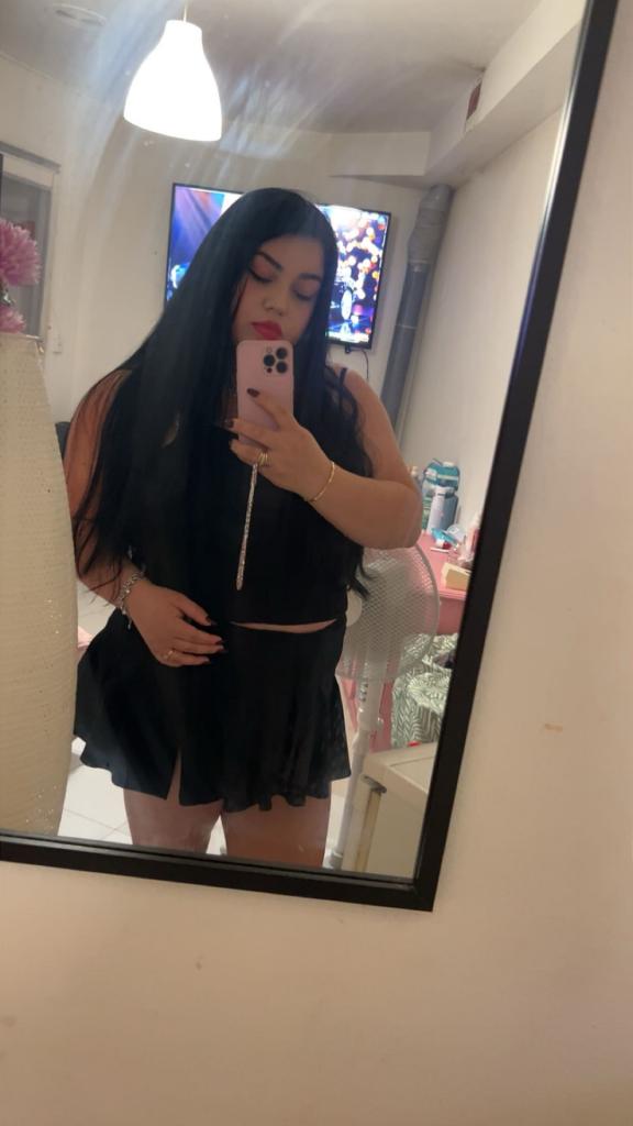 611242327: Chica busca chico en Pontevedra