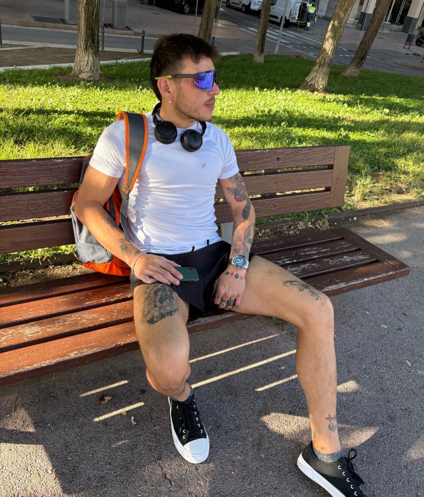 Chico busca chica en Barcelona: 