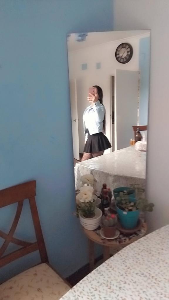 656411685: Chica busca chico en Madrid