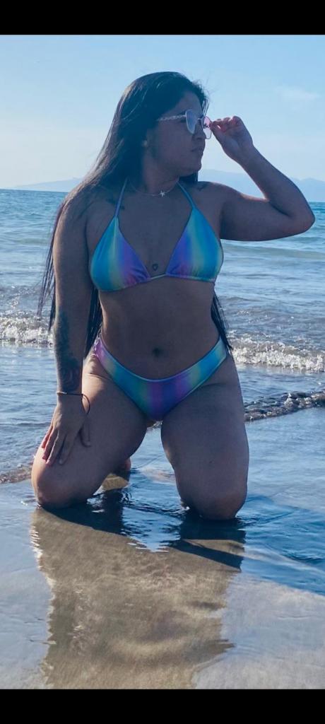 744792543: Chica busca chico en Alicante