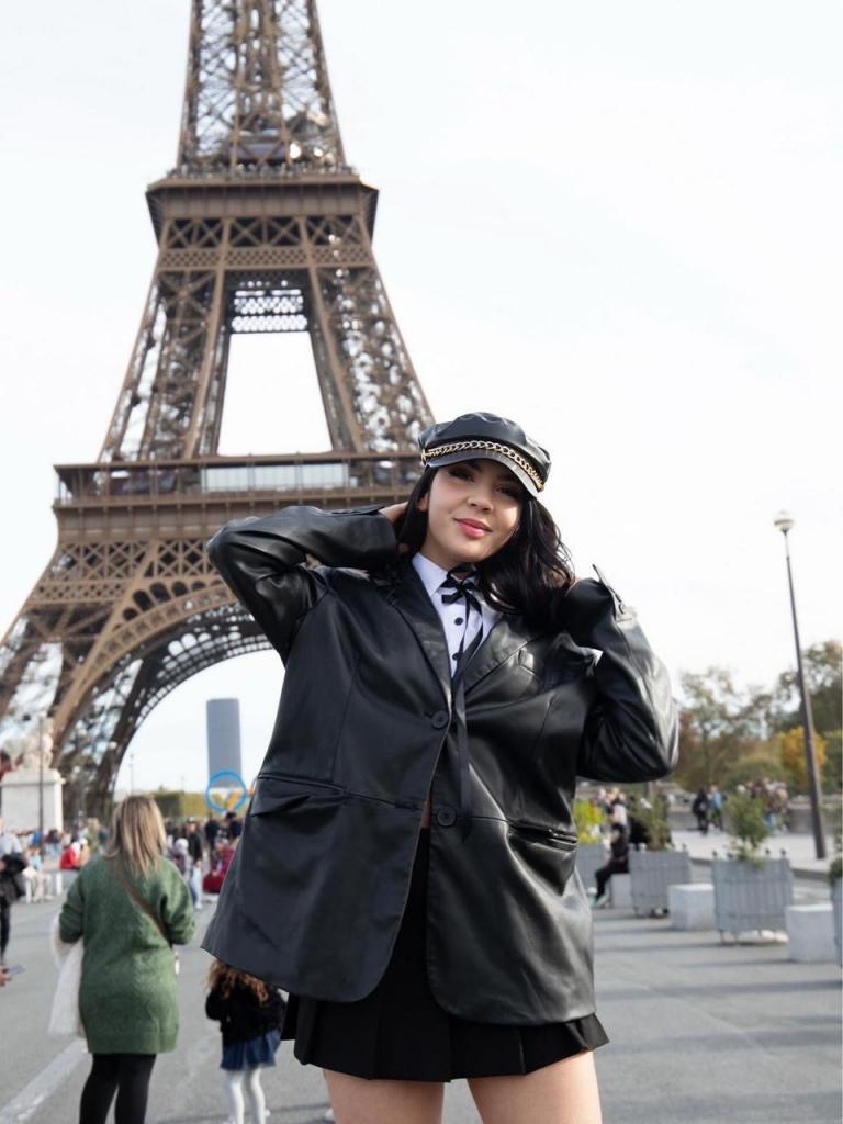 Chica busca chico en Ibiza: Chica busca chico