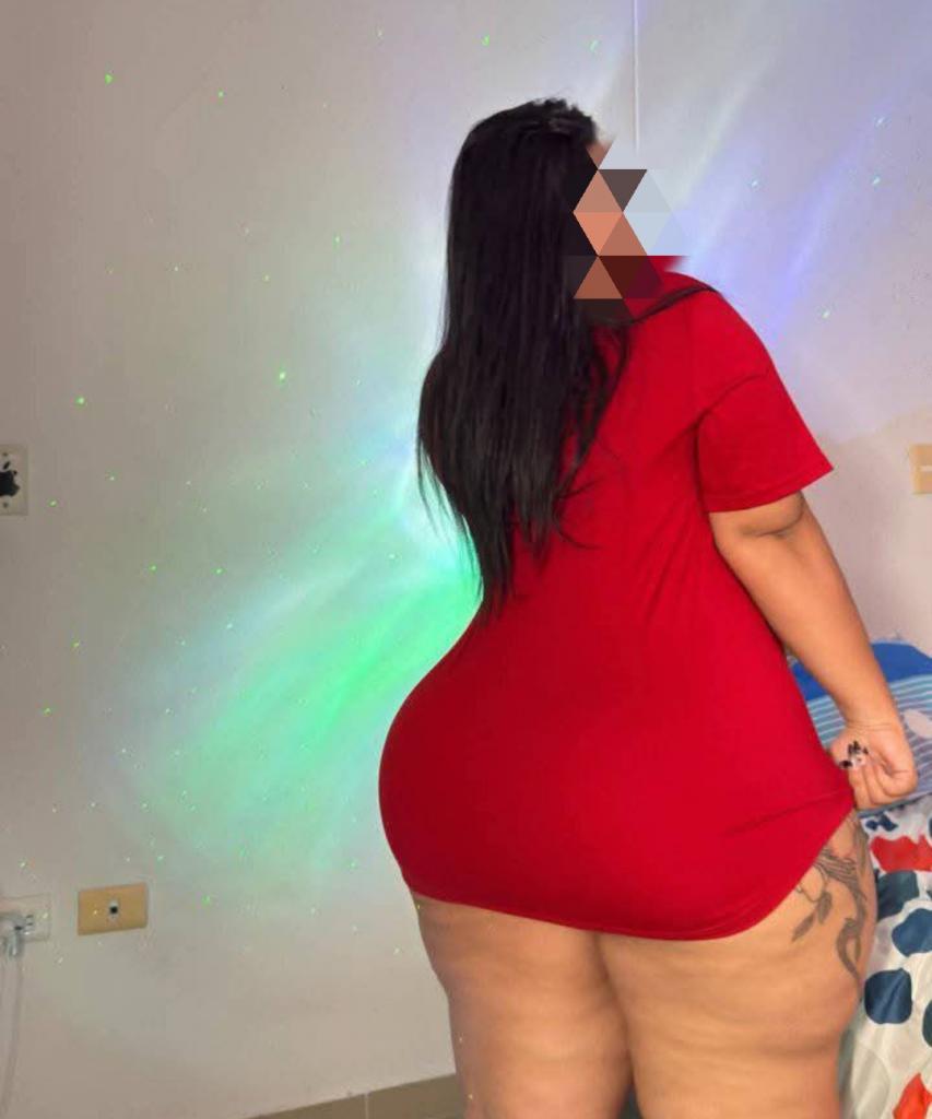 Chica busca chico en Cádiz: 