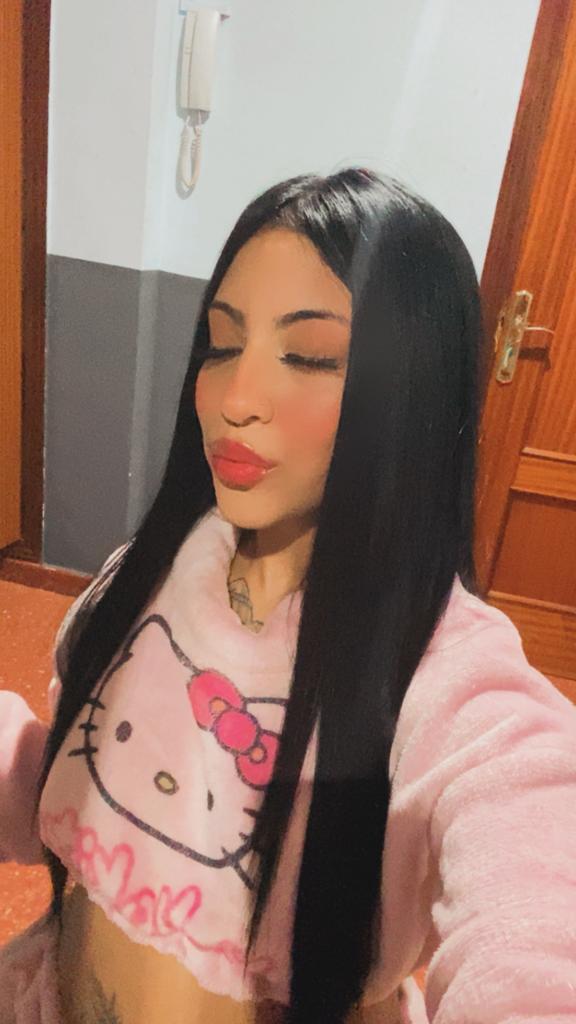 613652143: Chica busca chico en Madrid