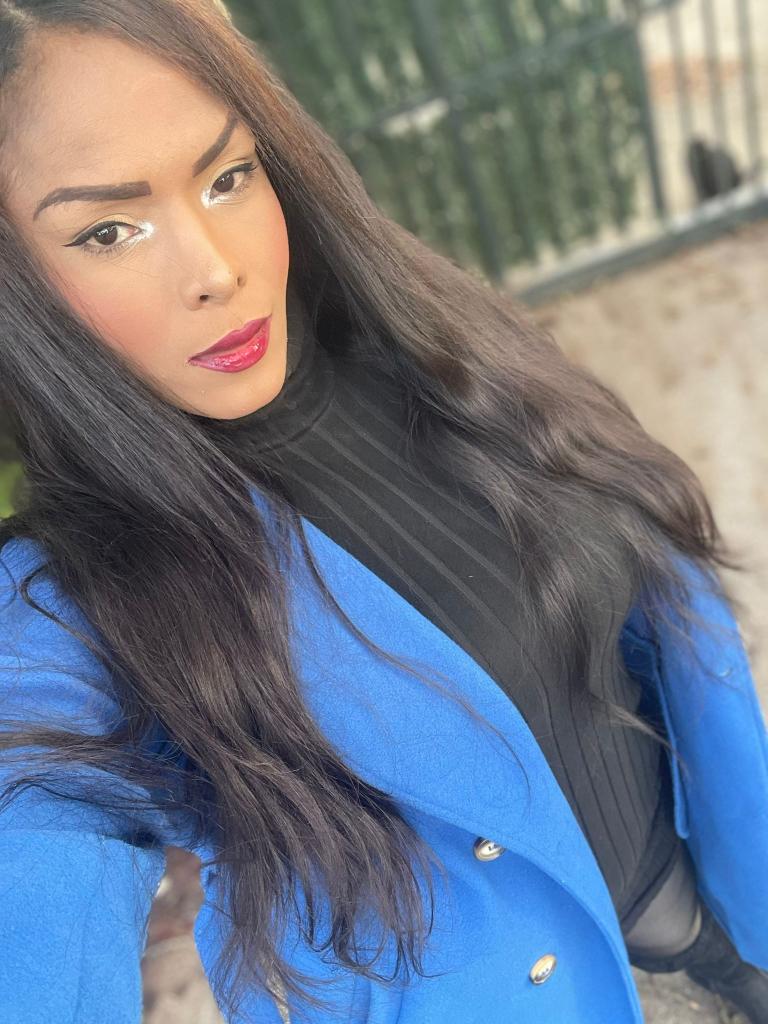 634821854: Travesti en Guipúzcoa