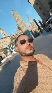 643291068: Chico busca chica en Zaragoza