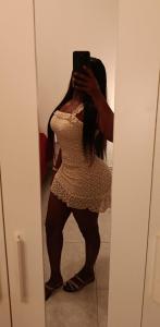 611306078: Chica busca chico en Murcia