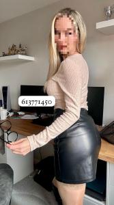 613771450: Chica busca chico en Cantabria