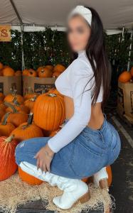 647016736: Chica busca chico en Navarra