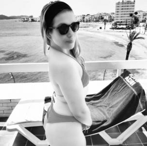 643064318: Chica busca chico en Badajoz