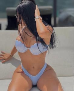 647269790: Chica busca chico en Cádiz