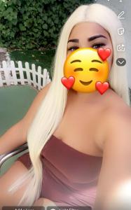 666337510: Chica busca chico en La Coruña