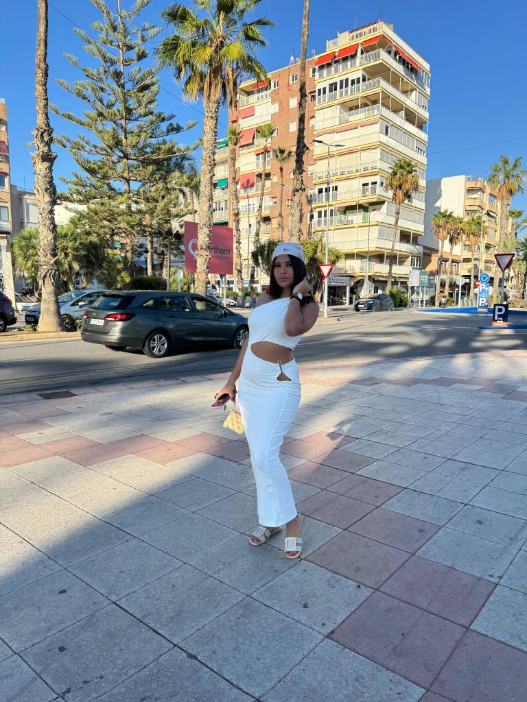 603907154: Chica busca chico en Valencia
