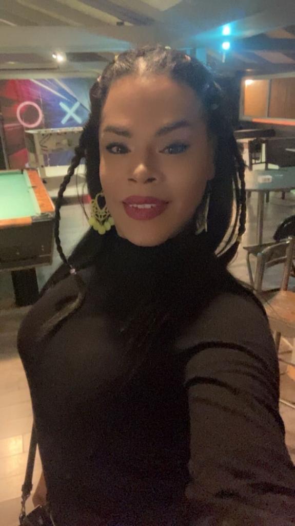 673483037: Travesti en Madrid