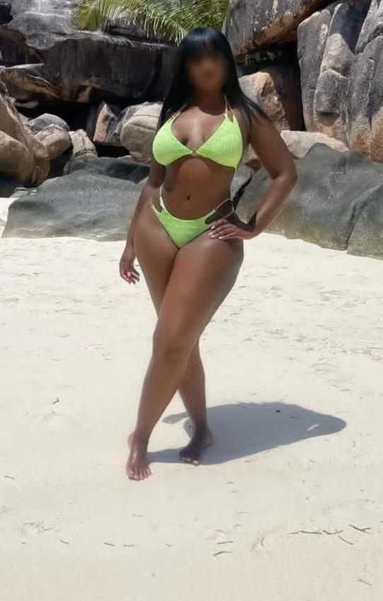 Chica busca chico en Granada: 