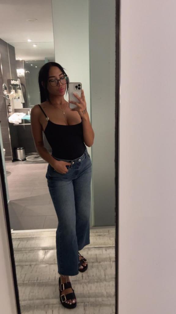 Chica busca chico en Almería: 