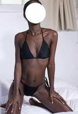 639910197: Chica busca chico en Cantabria