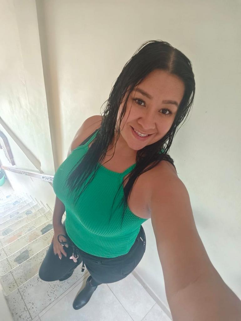 672835430: Chica busca chico en Málaga