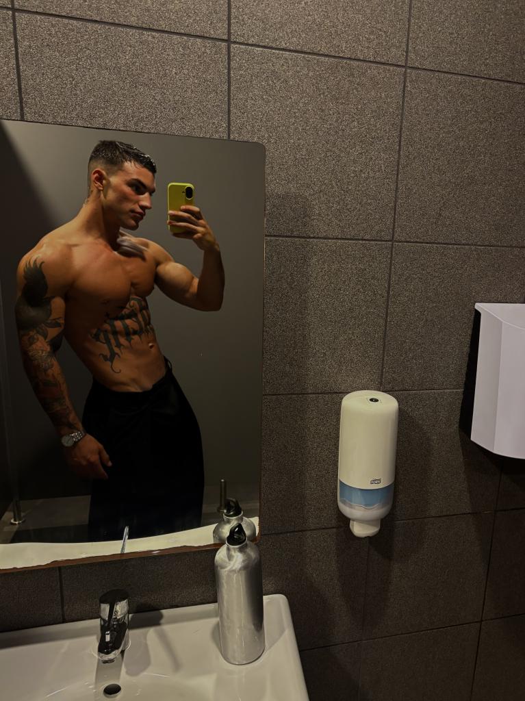 Chico busca chica en Pontevedra: 