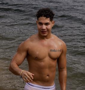 604394307: Chico busca chica en Madrid