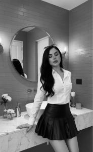 602410846: Chica busca chico en Madrid