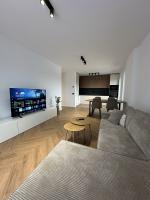 672909983:  en Alicante