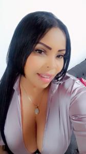 Chica busca chico en La Coruña: Chica busca chico