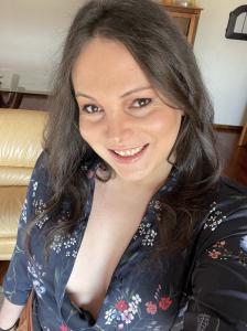 697947422: Travesti en León