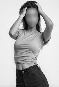 643708655: Chica busca chico en Málaga