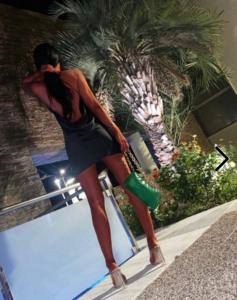 675480485: Chica busca chico en Sevilla