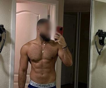 604190090: Chico busca chica en La Coruña