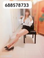 688578733: Chica busca chico en Barcelona