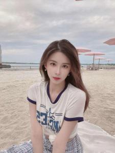 658733441: Chica busca chico en Valencia