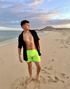 722273794: Chico busca chica en Pontevedra