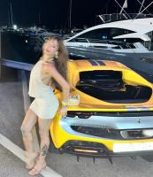 663587808: Chica busca chico en Málaga